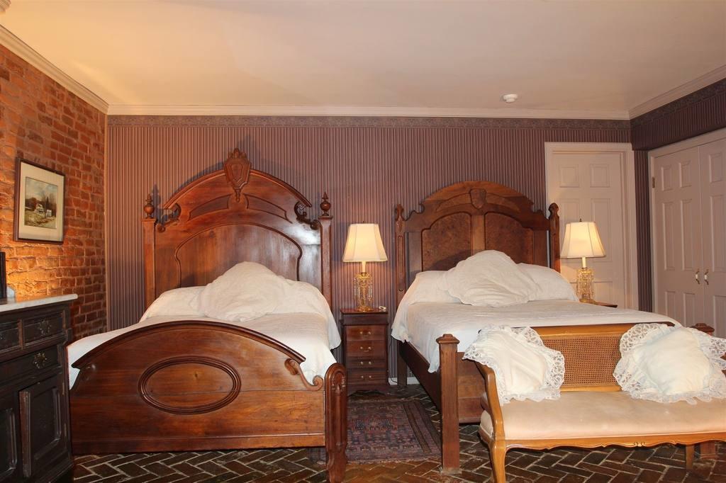 Corners Mansion Inn - A Bed And Breakfast 빅스버그 외부 사진