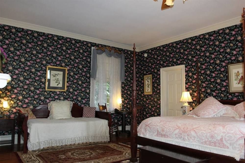 Corners Mansion Inn - A Bed And Breakfast 빅스버그 외부 사진